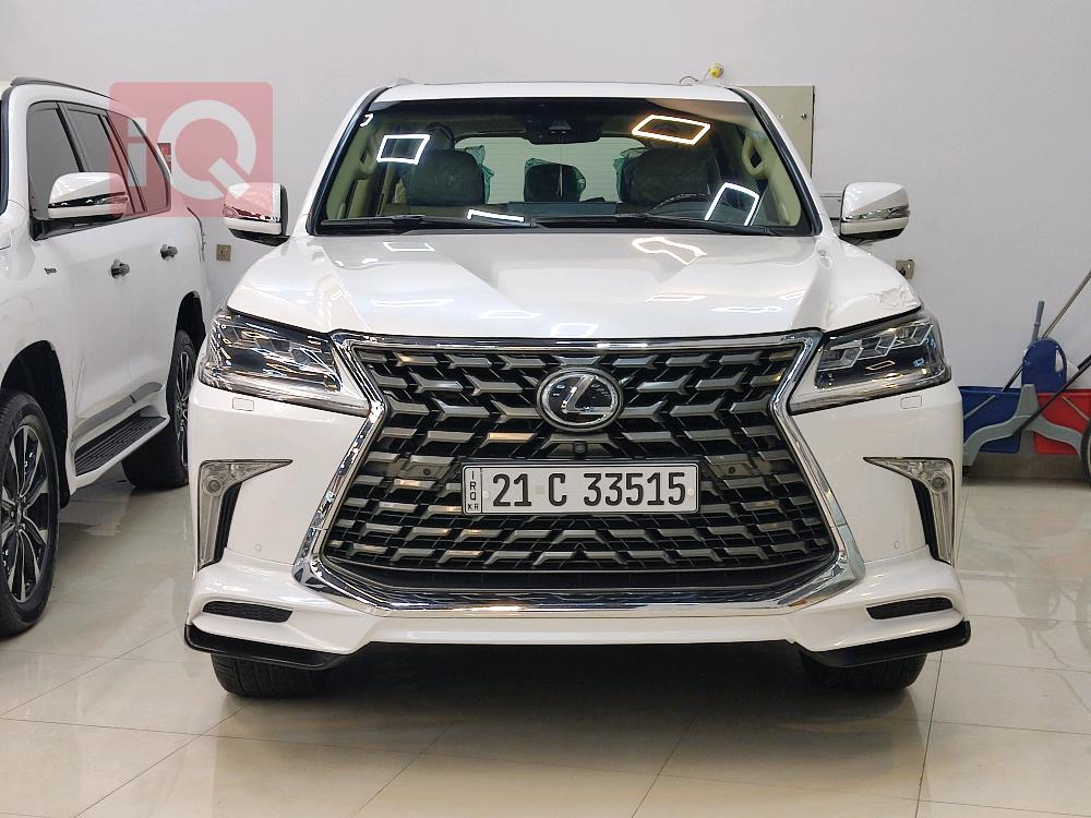 Lexus LX